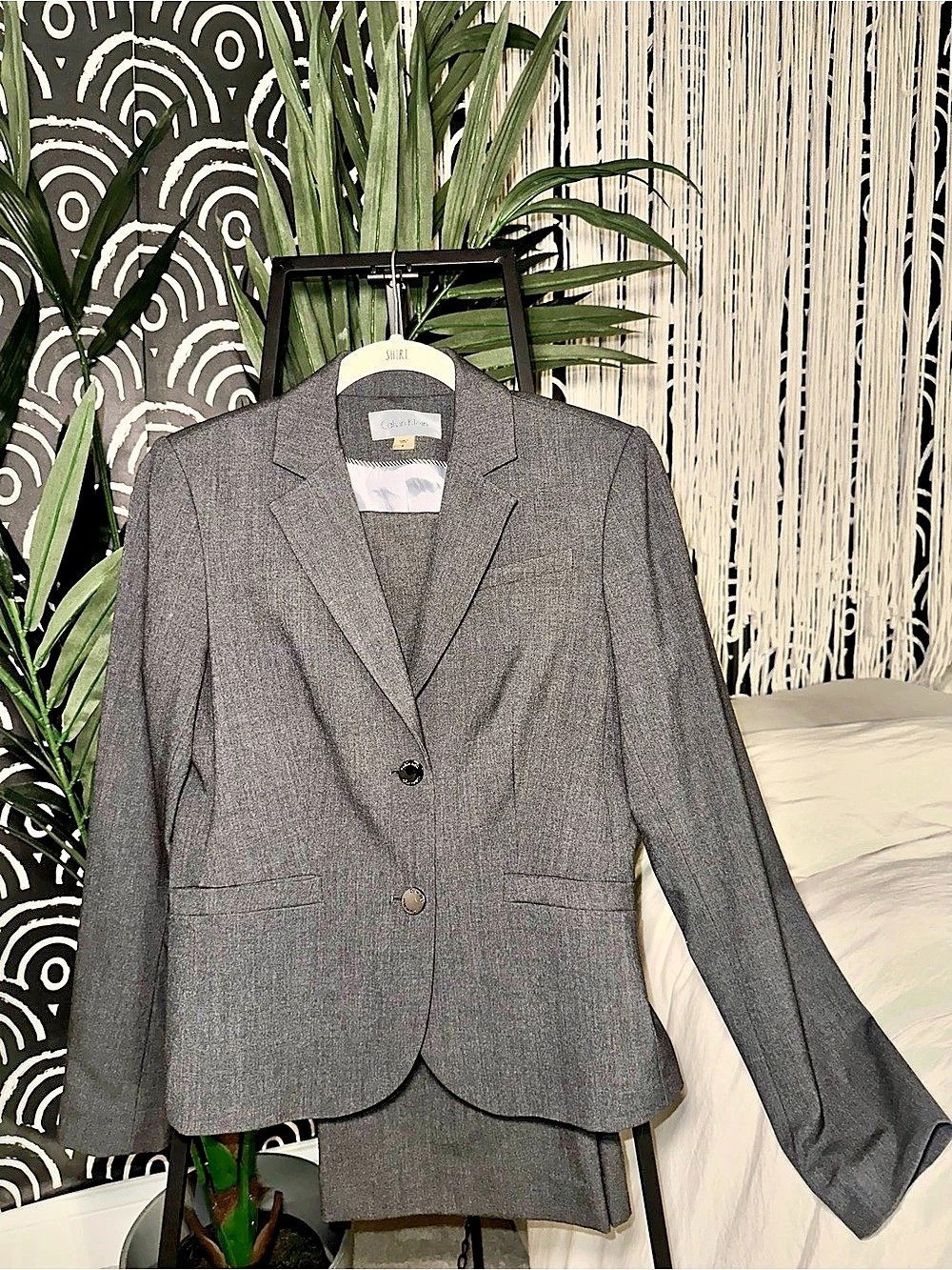 Calvin Klein Gray Pantsuit Size 6 Like New